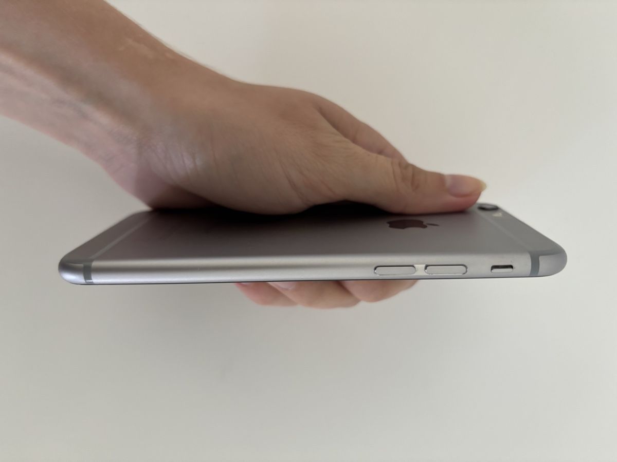 Apple Telefoni cellulari / Smartphones: Apple iPhone 6S, 64 GB, Silber – Usato da Zürich venduto da Shoppingqueen98 2