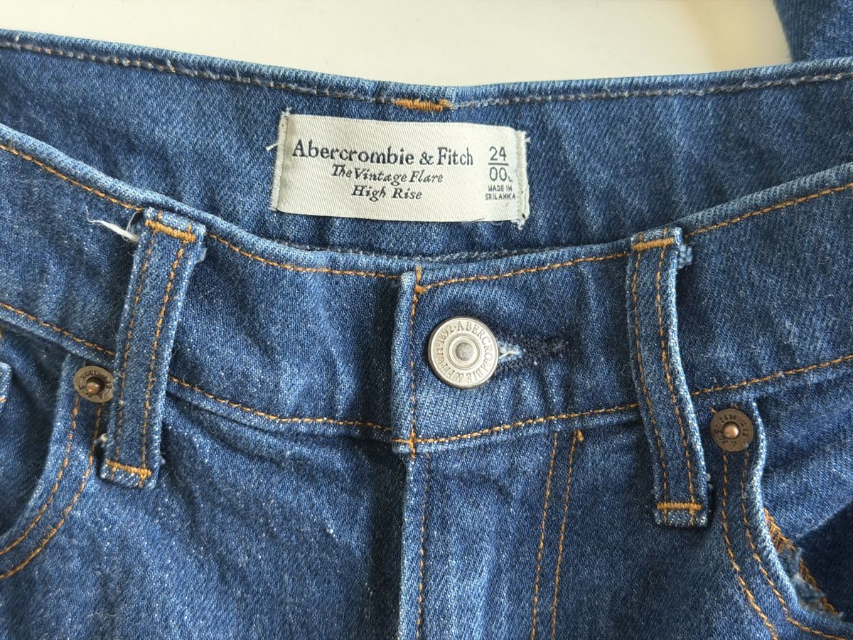 Abercrombie Jeans: Jeans Abercrombie & Fitch – Nuovo (secondo la descrizione) da Wolfhausen venduto da leaze 1