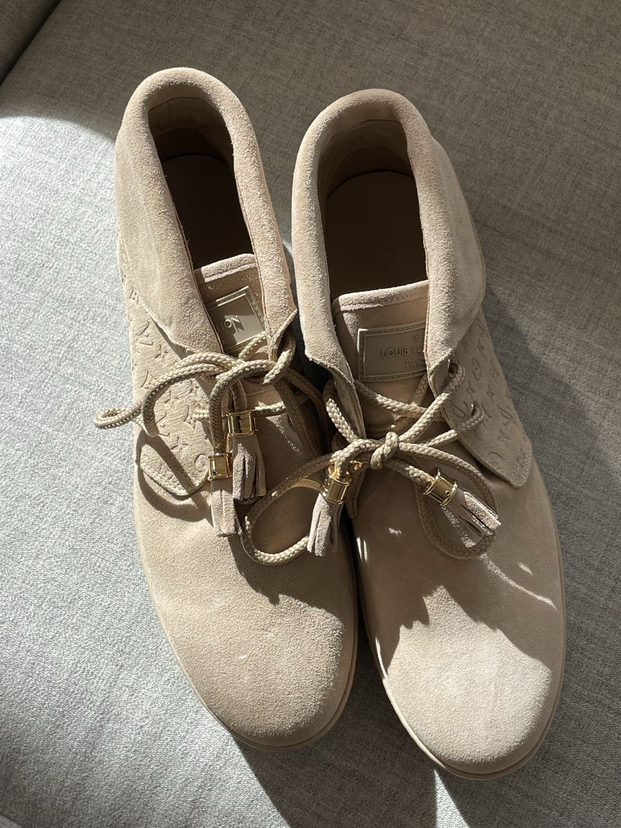 Louis Vuitton Scarpe da donna: Louis Vuitton suede sneaker size 38.5 – Nuovo e nell'imballaggio originale da Cologny venduto da fab_ez 2