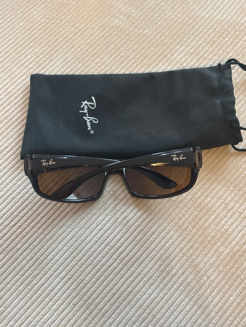 Ray-Ban Occhiali & Lenti: Rad Ban Sonnenbrille Uni – Usato da St. Margrethen SG venduto da dijanaO 1