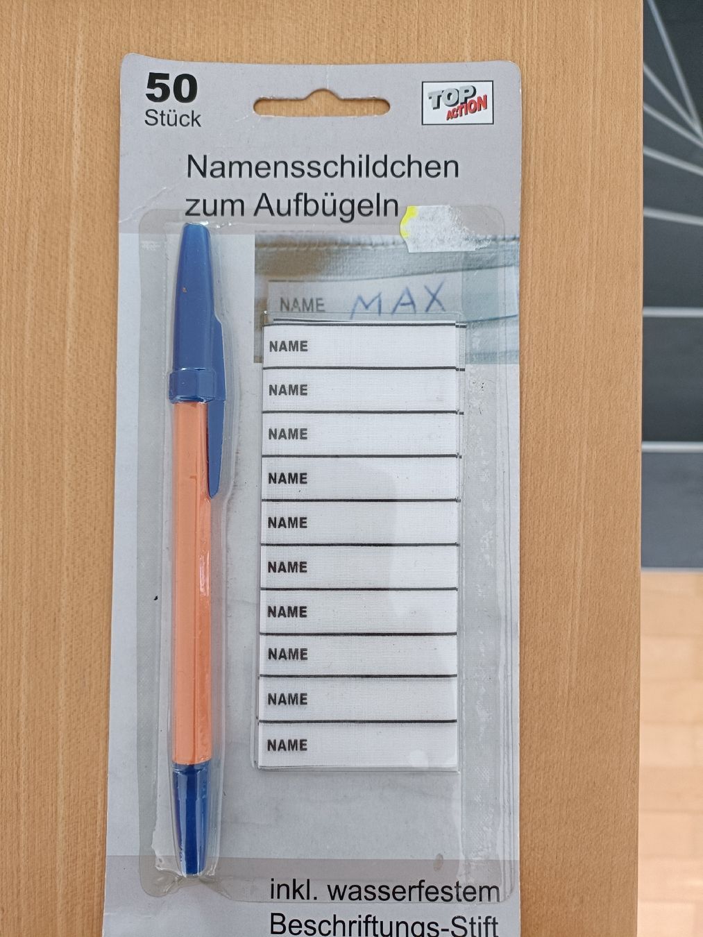 Ecriteaux: Namensschilder Kleider – Neuf avec emballage d'origine à Gossau SG par scania1509