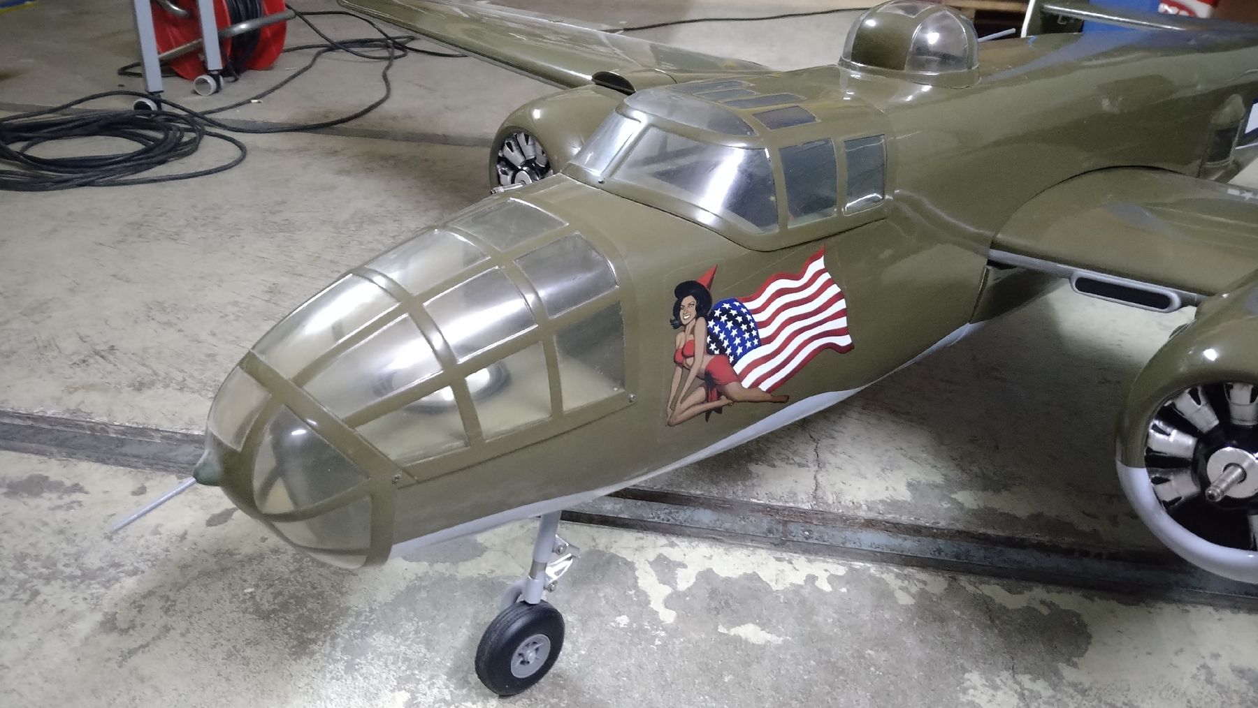 Modellismo RC: Hangar 9 B-25 Bomber – Usato da Interlaken venduto da F.Loco