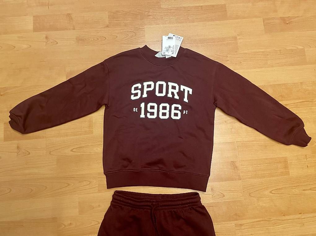 H&M Ensembles coordonnés: Ensemble training - taille 128 – D'occasion à Les Monts-de-Pully par Shibby09 2