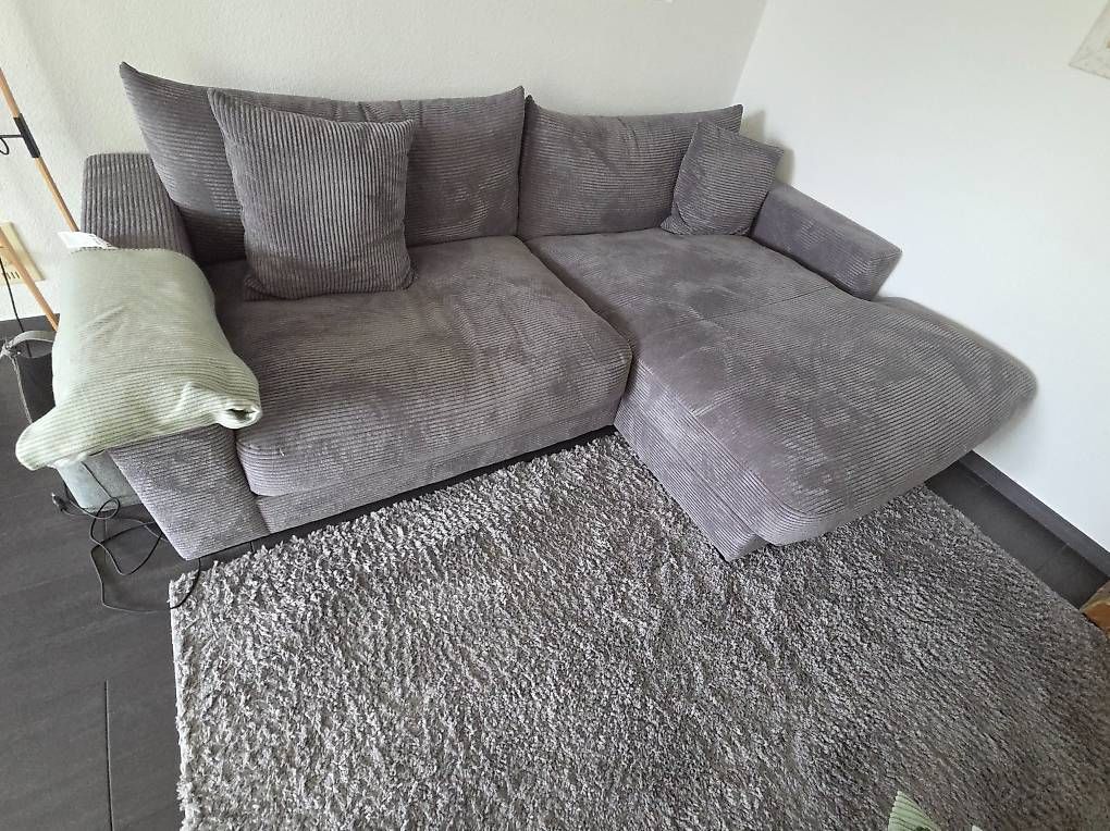 Sofas: Neue Polstergruppe – Neu (gemäss Beschreibung) aus Dintikon von shaggy007
