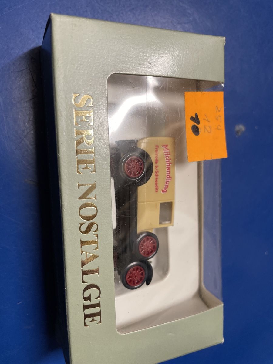 Roskopf Modellini d'auto: RoskopF 254 Nostalgie Neu – Nuovo e nell'imballaggio originale da Wohlen AG venduto da NincoA-Z