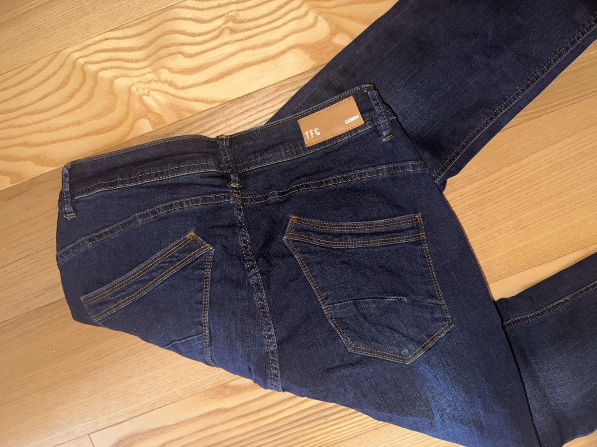 Jeans: Jeans – Nuovo (secondo la descrizione) da Itingen venduto da jessi811 2