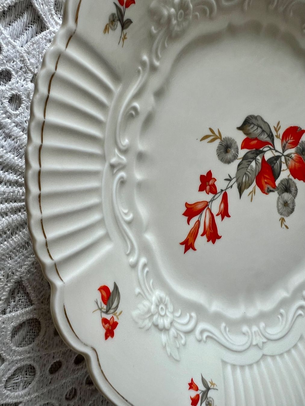 Teller: großer Teller Prunkschale Porzellan 28cm – Gebraucht aus Frenkendorf von Only1 3