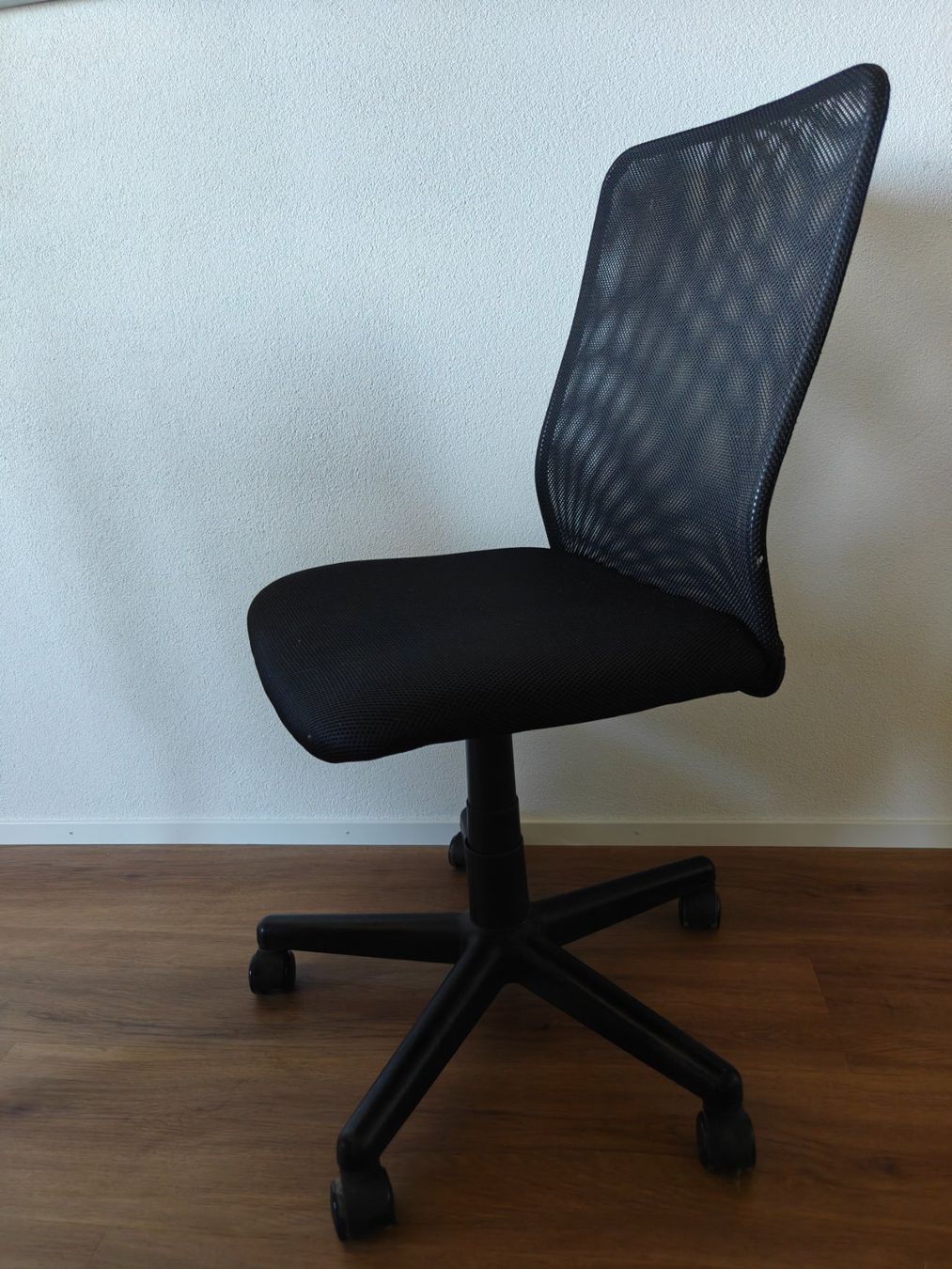 Chaises: Bürostuhl / chaise de bureau – D'occasion à Forst par Ramonnoel 1