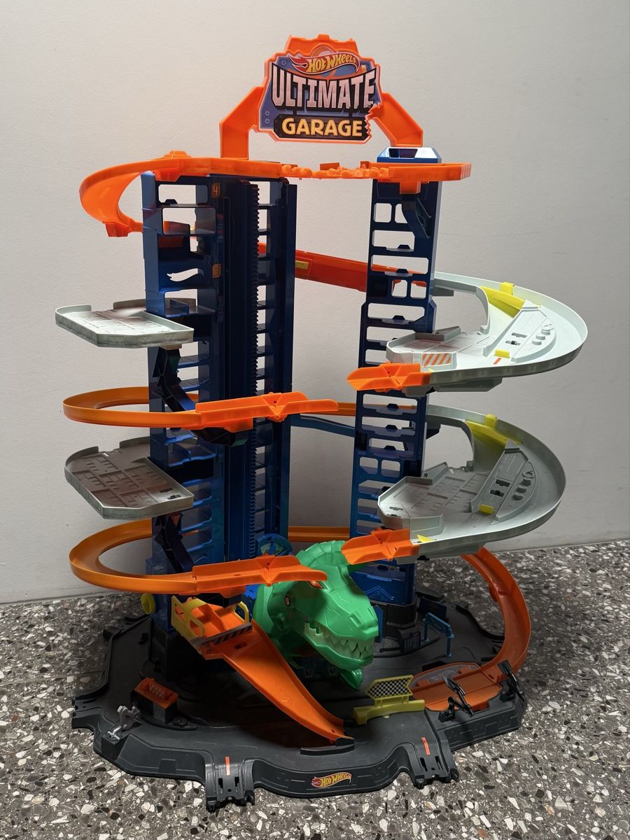 Hot Wheels Jouets: Hot Wheels City Megacity Parkgarage – D'occasion à Malans par Ticco13