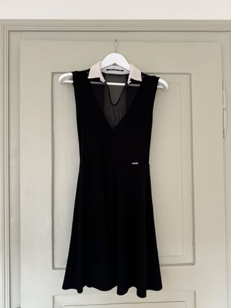 Guess Kleid