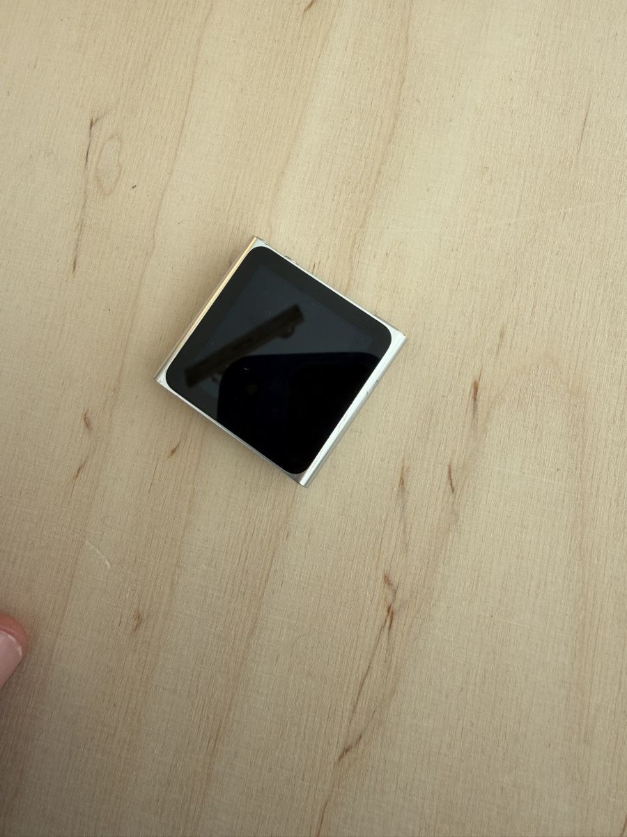 Apple Lettore multimediale portatile: Apple iPod nano 6. Generation silber gebraucht – Usato da Aarau venduto da inf_xj5w 1