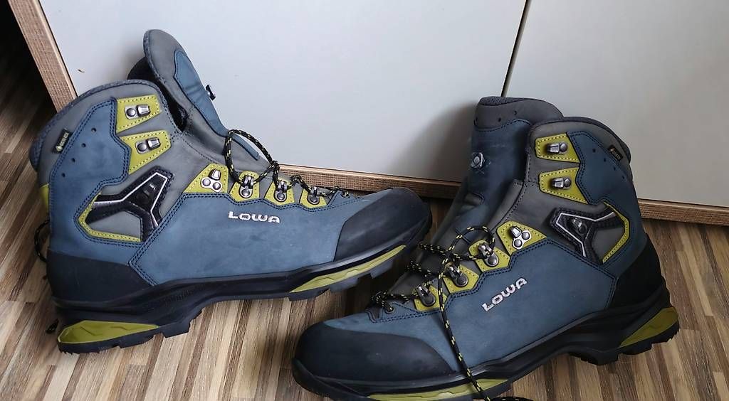 Chaussures garçon: Wanderschuhe LOWA – Neuf avec emballage d'origine à Tägerwilen par cognac1 2