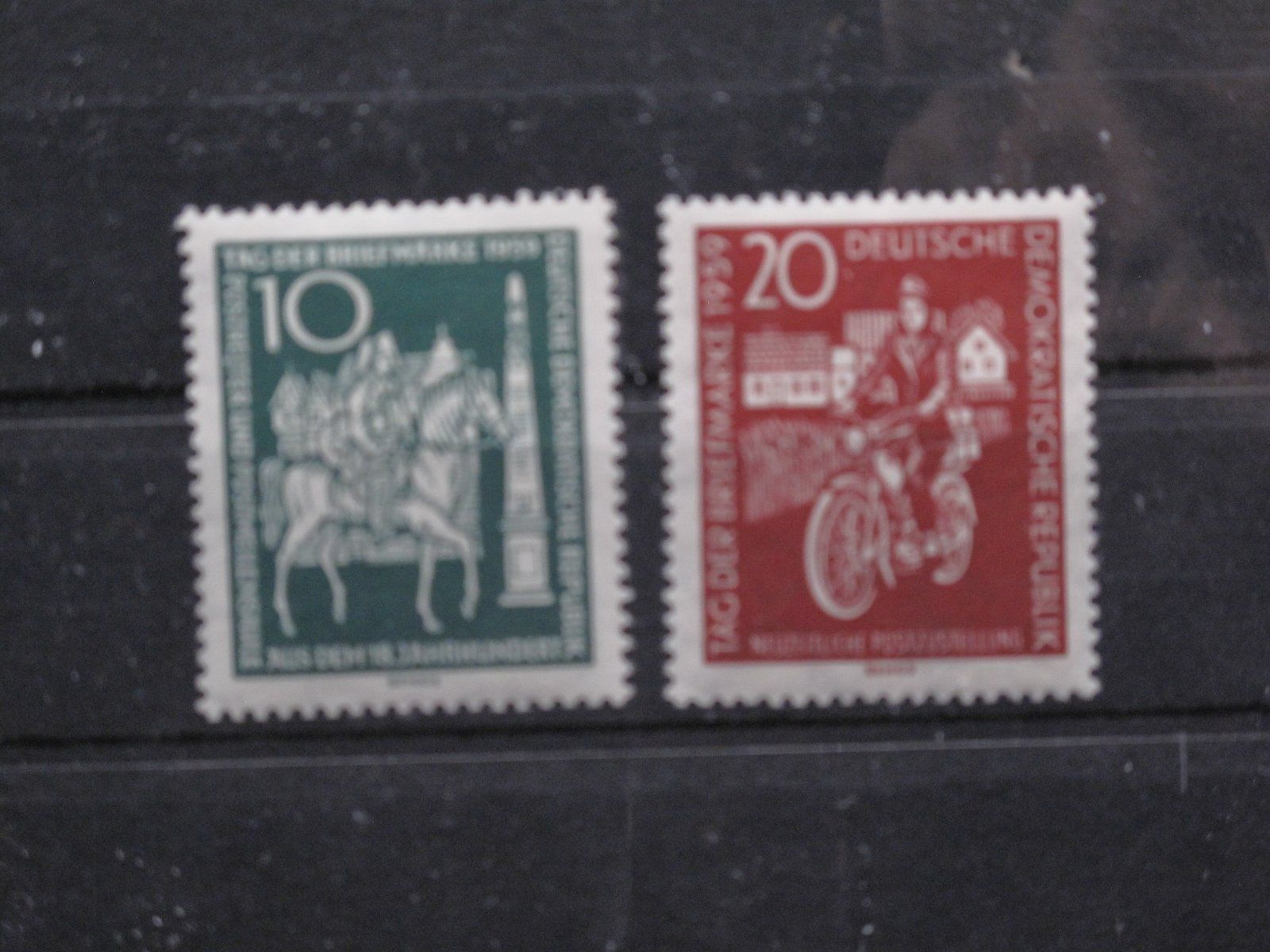 Tutti i francobolli: DDR 1959 Tag der Briefmarke ** – Usato da Wil SG venduto da fva01