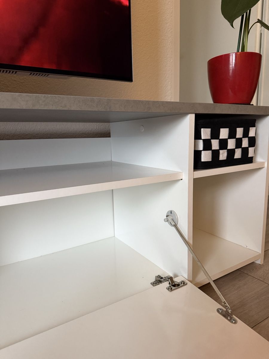 Conforama TV Möbel: Meuble Tv  – Gebraucht aus Rolle von Ken_ 2