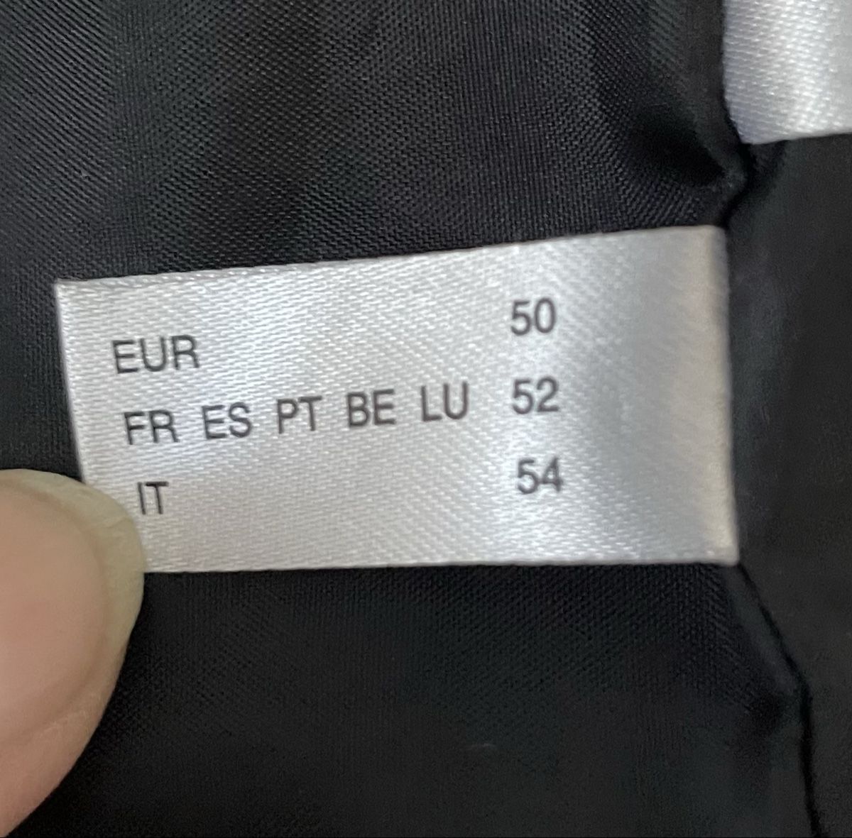 C&A Giacche: Schwarze Damenjacke, Grösse 50, – Usato da Schwerzenbach venduto da Muffi01 5