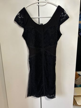 Kleid schwarz H&M Spitze kurzärmlig