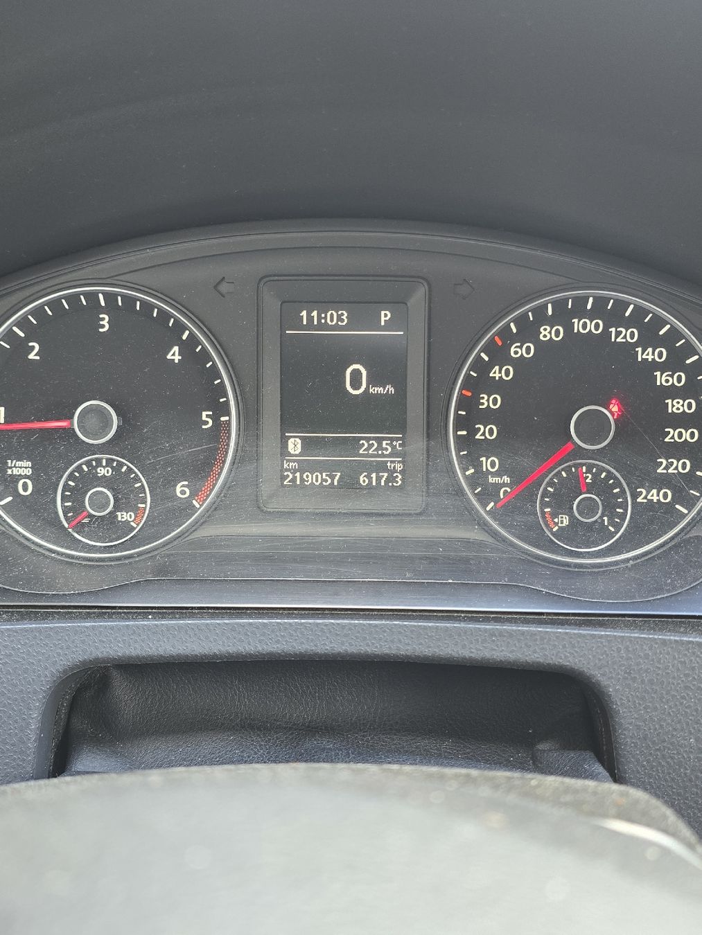 VW Autos: VW T5 8 Plätze, Standheizung... – Gebraucht aus Wädenswil von obu74 9