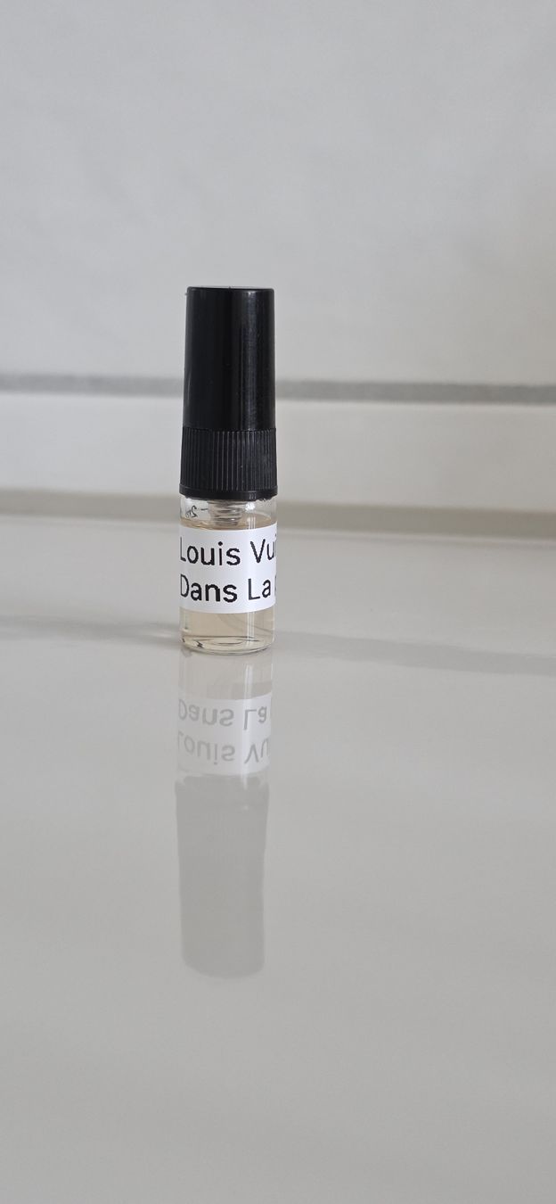 Louis Vuitton Profumi & Eau de Toilette: Louis Vuitton Dans la peau – Usato da Würenlingen venduto da vic_xn7b