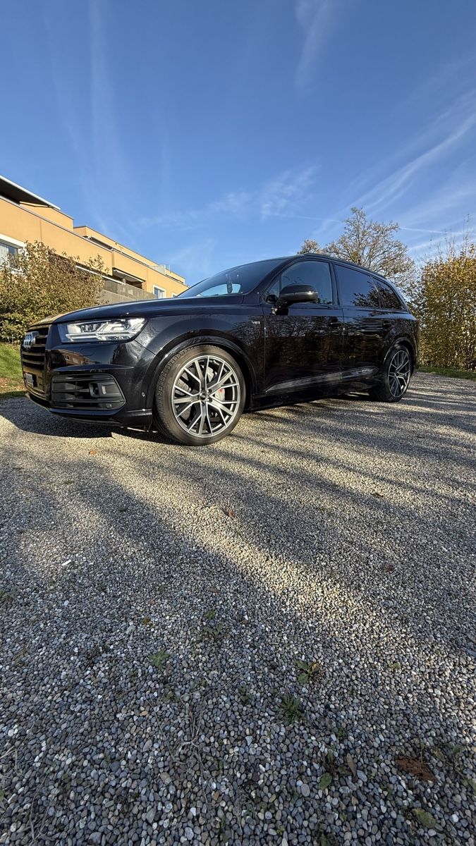Audi Automobili: Audi SQ7 TD 4.0L 425 PS ab MFK – Usato da Wald ZH venduto da kisisev 1