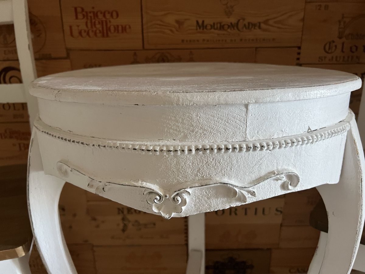 Set di tavolo e panche: Shabby Chic Set, Tisch und 2 Stühle – Usato da Ruswil venduto da meg_7c6v 1