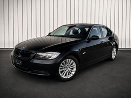 BMW 325xi Limousine