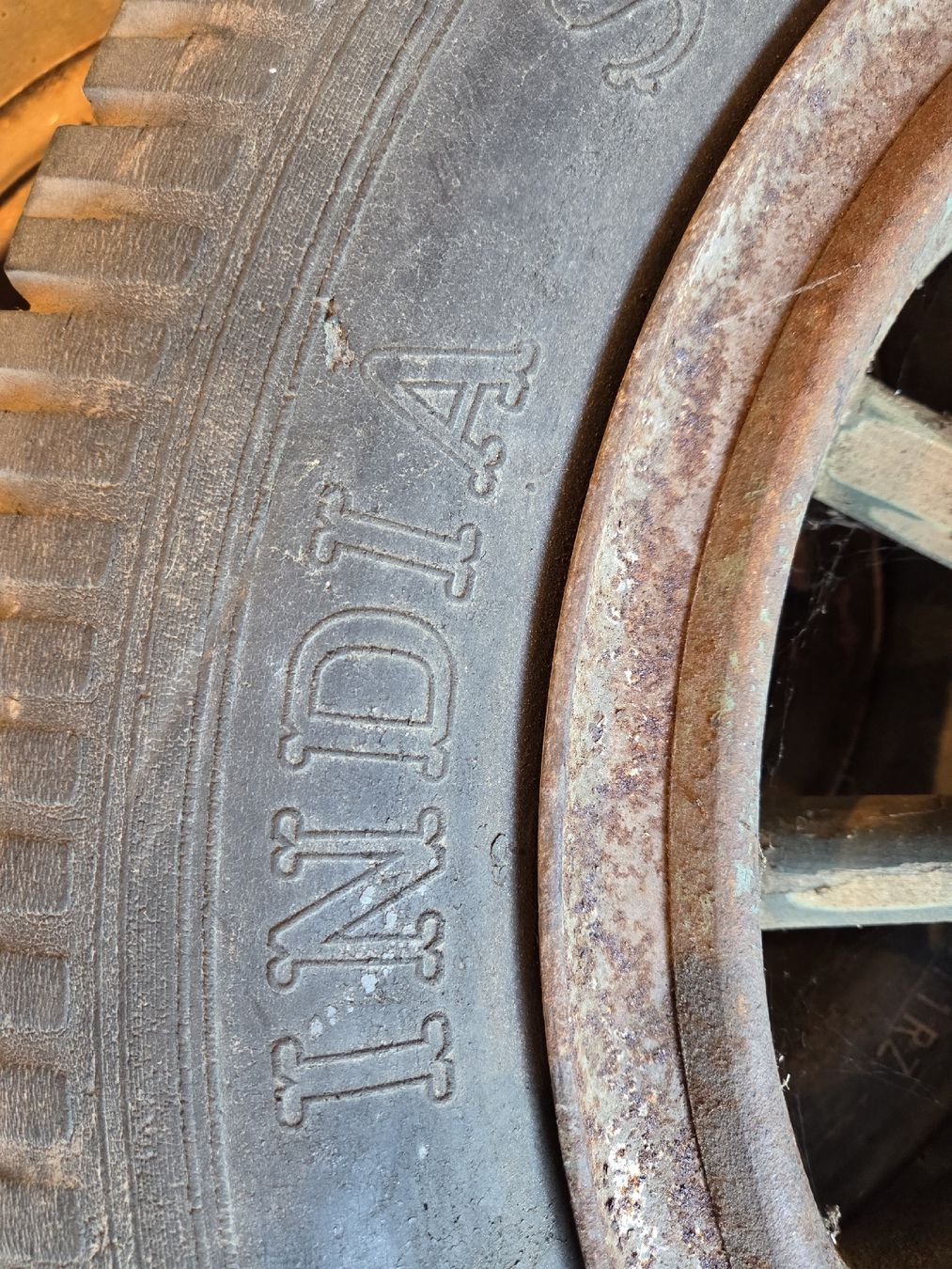 Pneus & Roues: Oltimer Fahzeugräder – D'occasion à Herisau par Strahlkraft 5