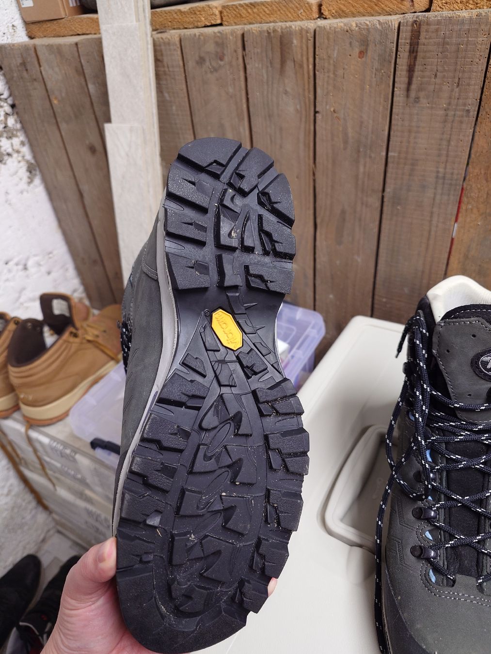 Meindl Scarpe da donna: Wanderschuh Damen grau Grösse 42 Meindl – Usato da Steffisburg venduto da marinzki 1