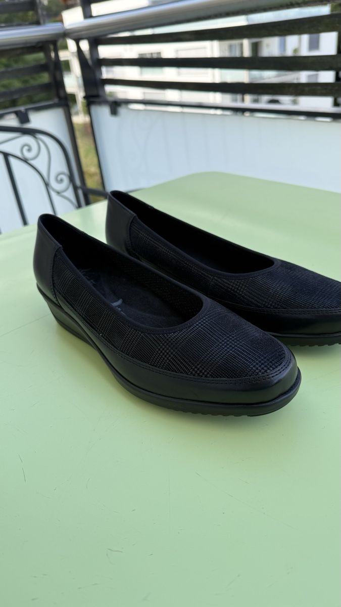 Ara Scarpe da donna: Neue ARA Slipper Gr. 7.5 41 – Nuovo e nell'imballaggio originale da Sirnach venduto da sirni 4