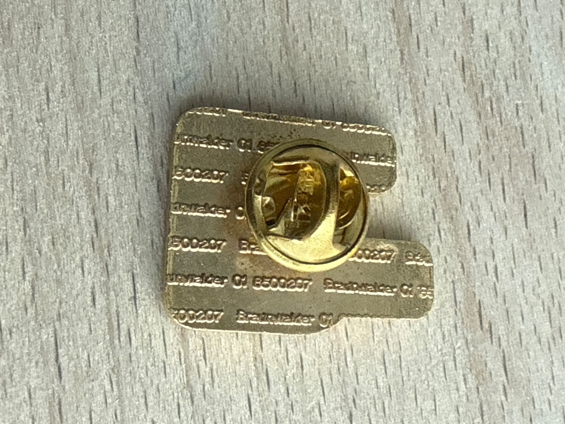 Placchette & Badge: Pin Electrolux Swissline – Usato da Glattbrugg venduto da Schweigmatt 1