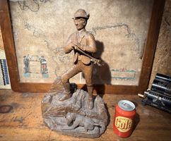 Antike Schwarzwälder Holzfigur Jäger handgeschnitzt    Ab1.-