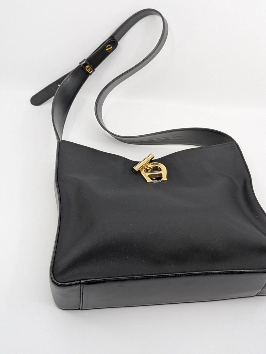 Aigner Borse da donna: Aigner Tasche Handtasche Abendtasche Leder & Nylon – Usato da Emmen venduto da magelan 2