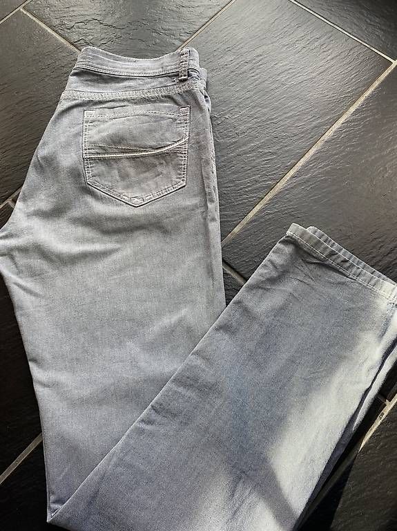 Brax Jeans: Brax Hose Gr. 36/34 – D'occasion à Erlenbach ZH par baa_w7jc