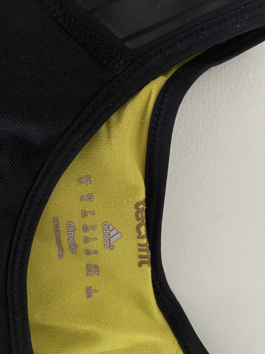 Tops: Adidas Lauftop Gr M – Gebraucht aus Horgen von smlecnik78 1