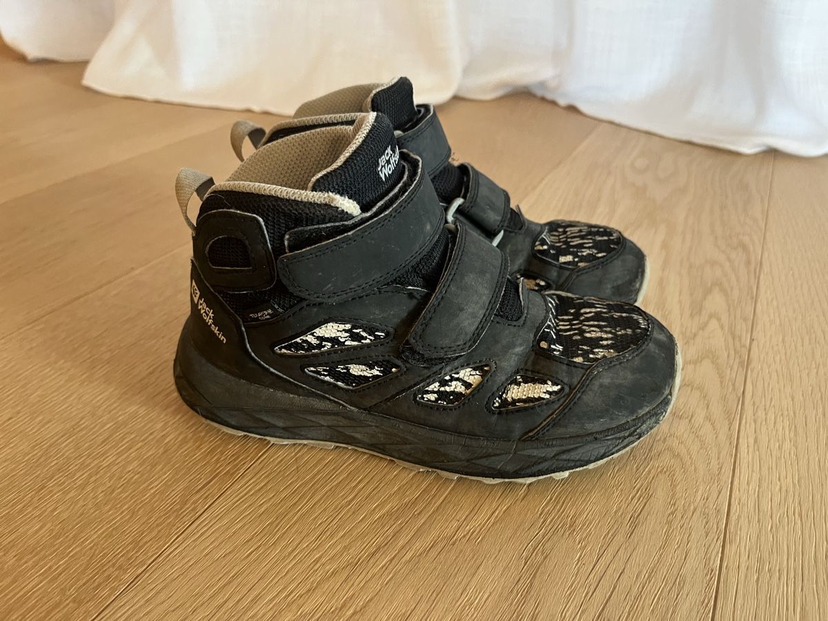 Jack Wolfskin Scarpe per ragazzi: Jack Wolfskin Kinder Wanderschuhe Grösse 33 gebraucht – Usato da Planken venduto da R4gskL7