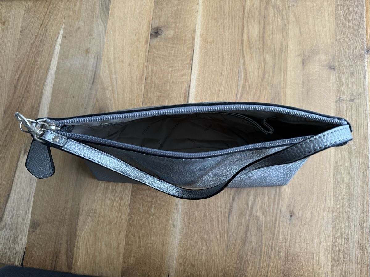 Guess Taschen für Damen: Tasche Guess gold silber neu – Neu (gemäss Beschreibung) aus Uznach von Martina191185 3