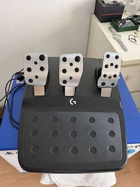 Manettes: LOGITECH G923 SE RACING-SET – Neuf avec emballage d'origine à Wallisellen par ale_8ygs 2