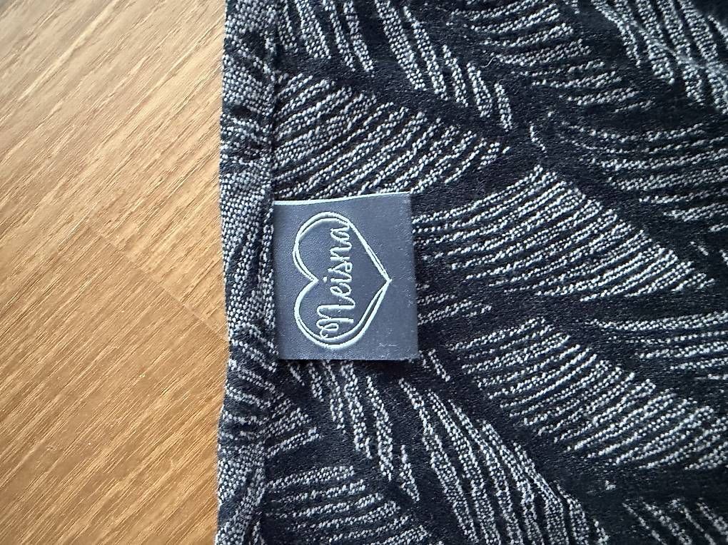 Neisna Porte-bébés ventraux & dorsaux: Neisna Veer RingSling – D'occasion à Egg b. Zürich par FiMi 1