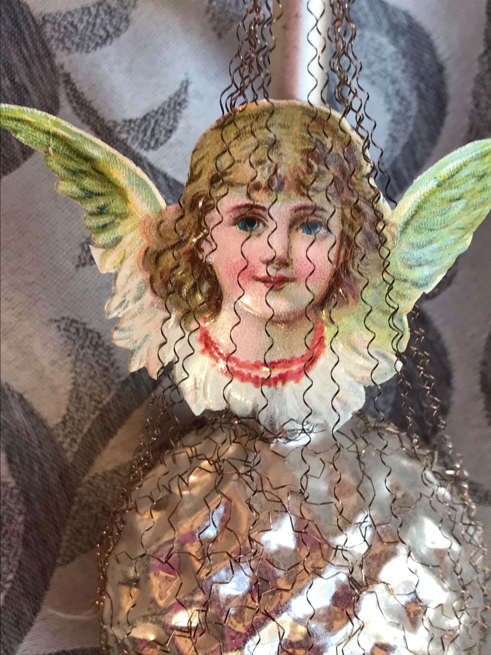 Tutte le decorazioni: alter Christbaumschmuck mit Engelsoblate – Usato da Alpnach Dorf venduto da marvo 5
