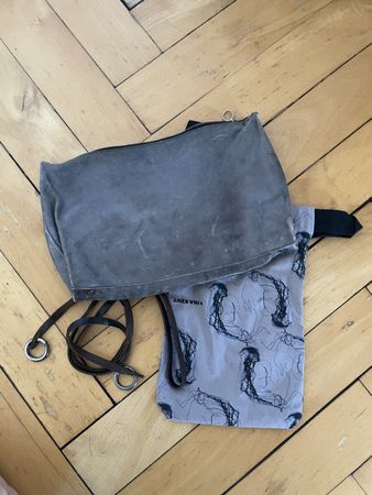 INA KENT Leder Umhängetasche