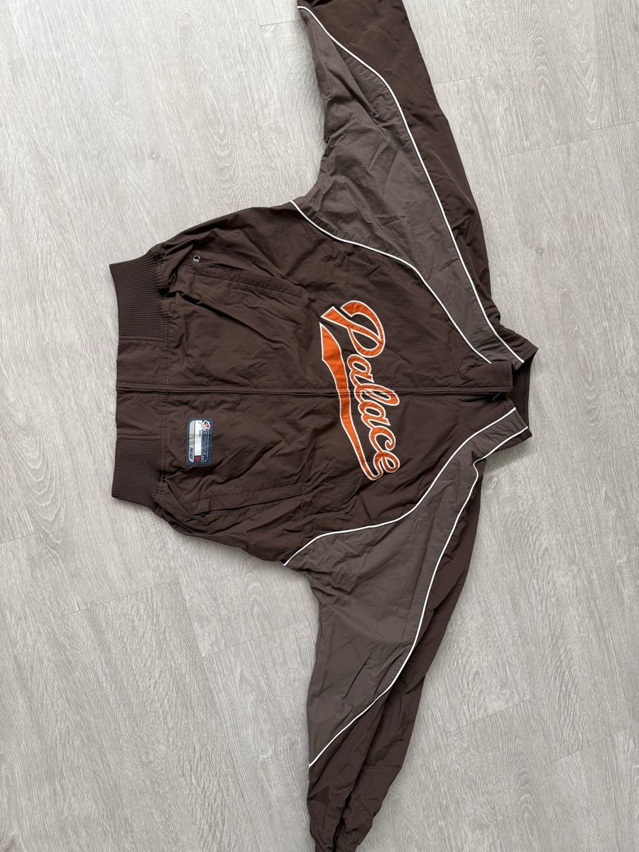 Palace Giacche: Palace Sport mit Script Jacke – Usato da Eschen venduto da flo_khp5 1