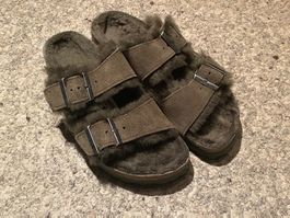 Birkenstock Arizona Veloursleder / Lammfell, Gr. 39