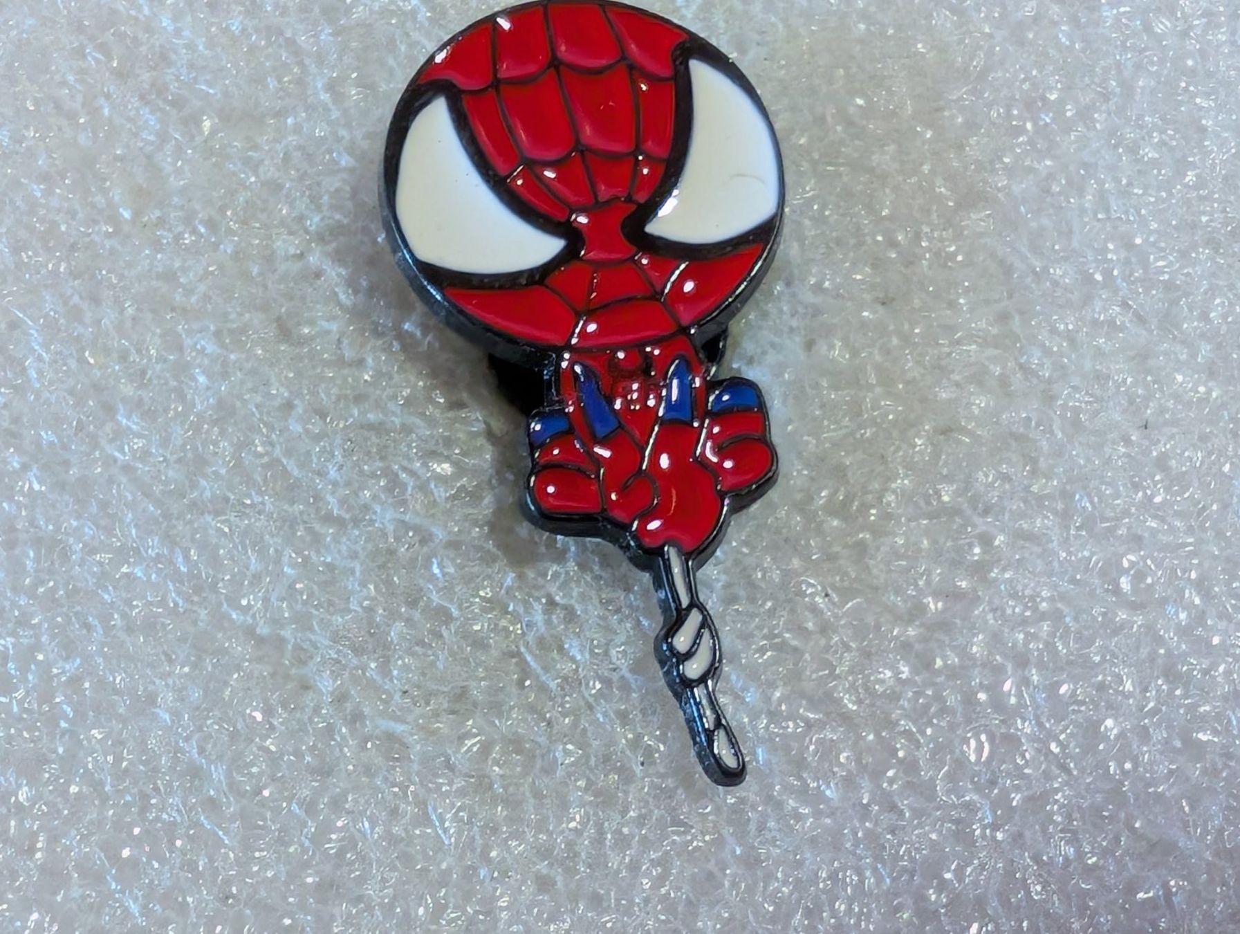 Placchette & Badge: Ansteckpin 5: Spider Man – Usato da Oppligen venduto da Pin-Fall-Shop