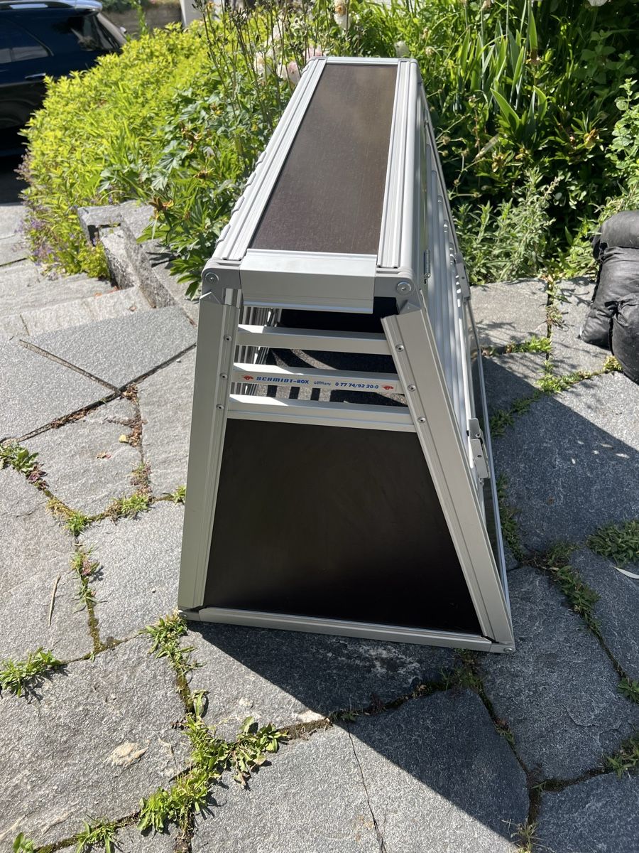 Käfige, Transport & Sicherheit: Hunde Box – Gebraucht aus Uitikon Waldegg von Rebecasa 2