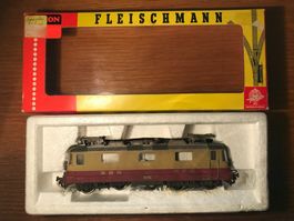 Fleischmann SBB Lokomotive Re 4/4 II TEE