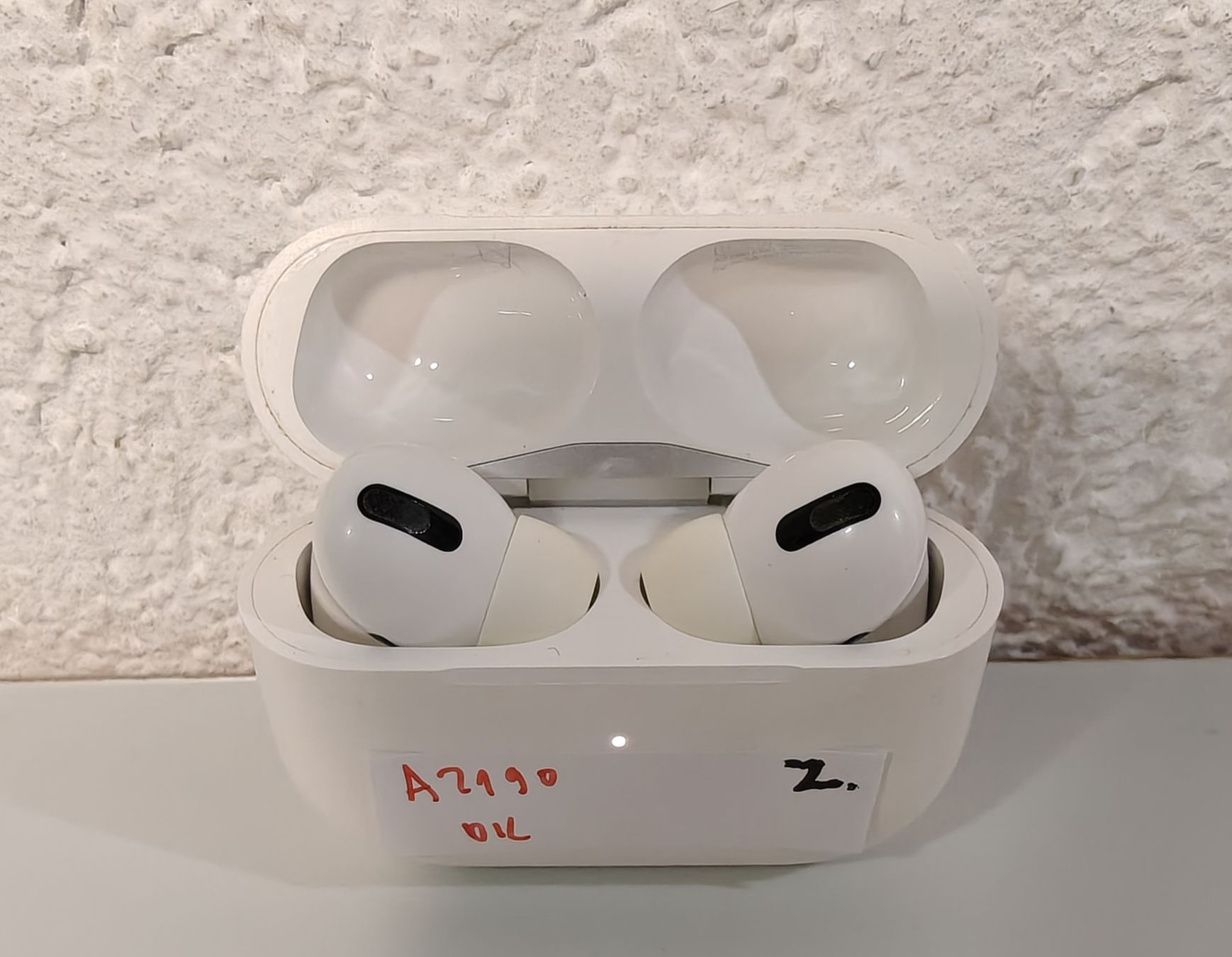 Apple Cuffie: Apple AirPods Pro A2190 – Usato da Ehrendingen venduto da Rocky985