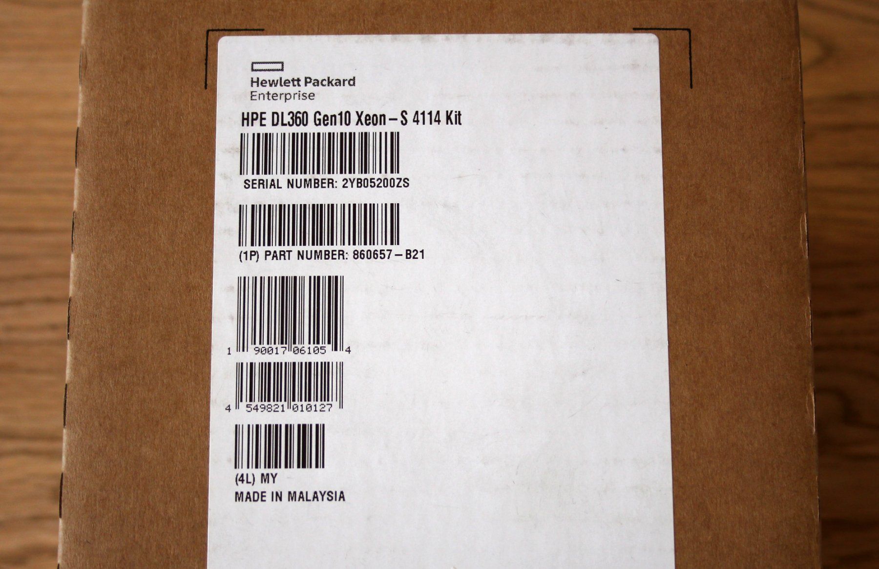 Server: HPE Xeon DL360 Gen10 Silver 4114 Kit – Nuovo e nell'imballaggio originale da Münchenbuchsee venduto da Chaoo