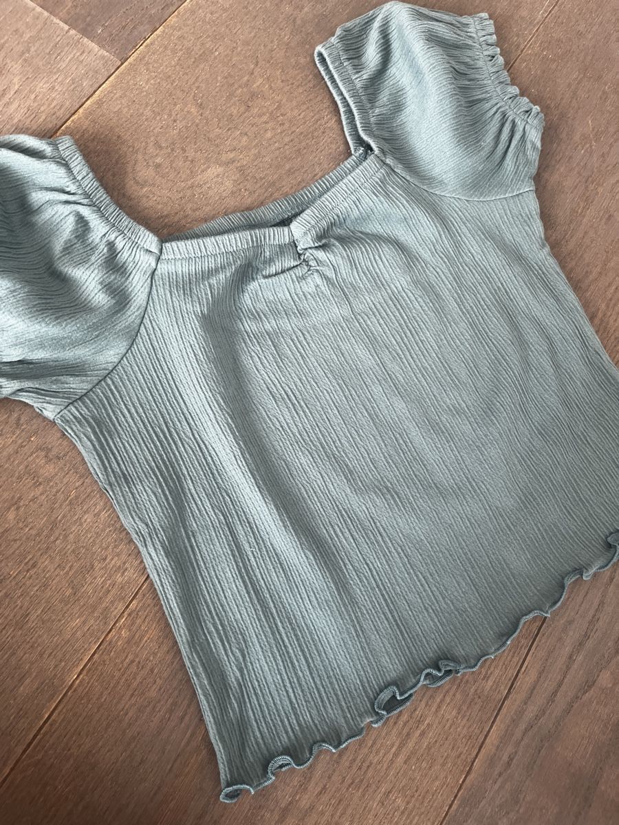 Blusen, T-Shirts & Tops: Top Old Navy 10/12 ans vert – Gebraucht aus gland von Moral 1