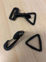 50 Karabiner mit 50 Triangel, für Gurtband 28mm breit