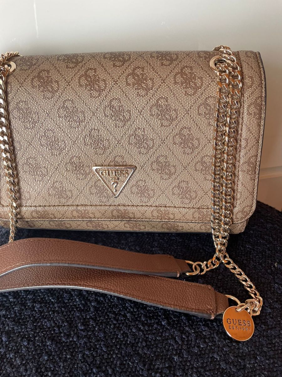 Guess Borse da donna: Sac à main GUESS – Usato da Delémont venduto da Vendeur_3