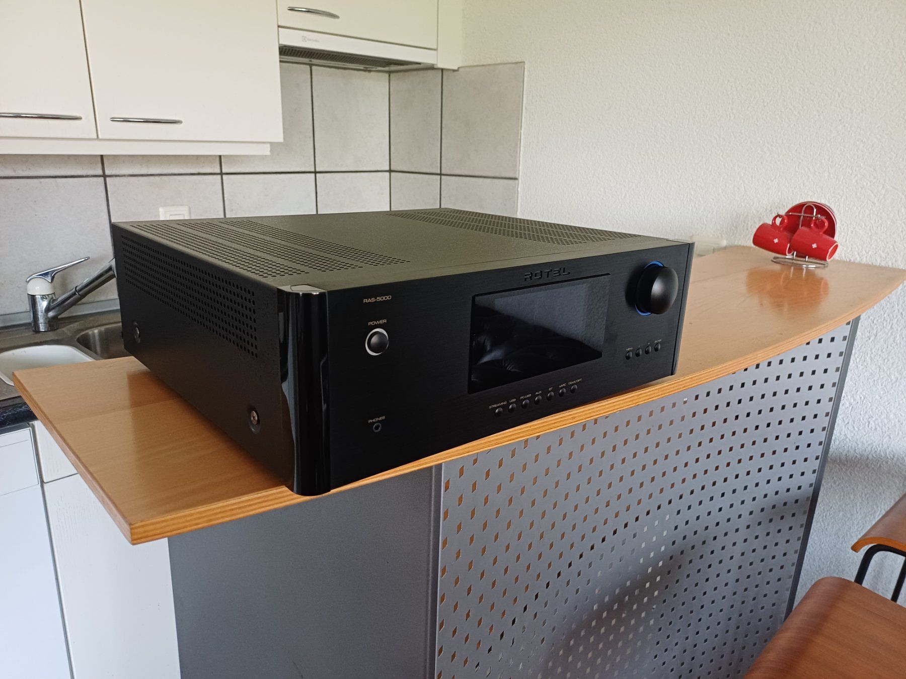 Rotel Amplificateurs: ROTEL RAS- 5000 in Schwarz – Neuf (Voir description) à Dübendorf par Bierbauchschwein 1